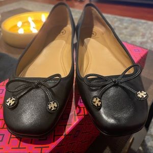 Tory Burch flats size 10
